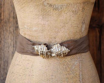 Vintage 80s GARY GAIL Red Leather Stretch Belt Gold Sculptural Buckle Statement gary gail | Accessories | Gary Gail Vintage Belt Circa 7s  main image 2