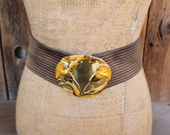 Vintage 80s Silver Toned Slinky Stretch Women\'s Belt with Rose Buckles Sleek 1980s Silver Metal Rose Buckle Stretch Belt | 80s Flower  main image 2