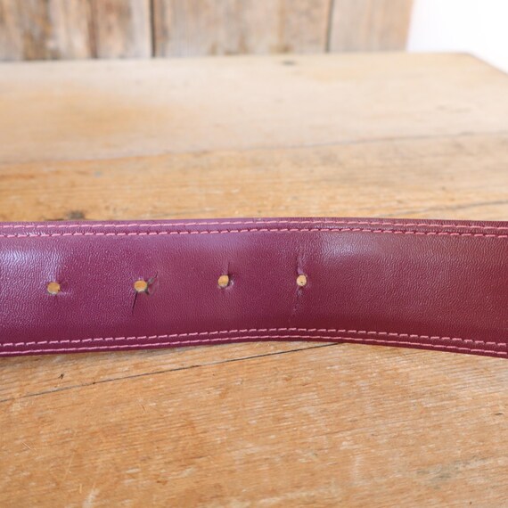 80s 90s Magenta Wide Snakeskin Belt | Snake Belt | Snakeskin  display picture 3