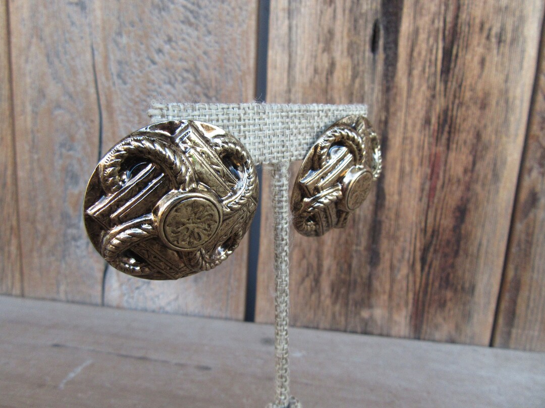 80s 90s Large Antique Gold Tone Swirl Fluted Gong Earrings Large Circle