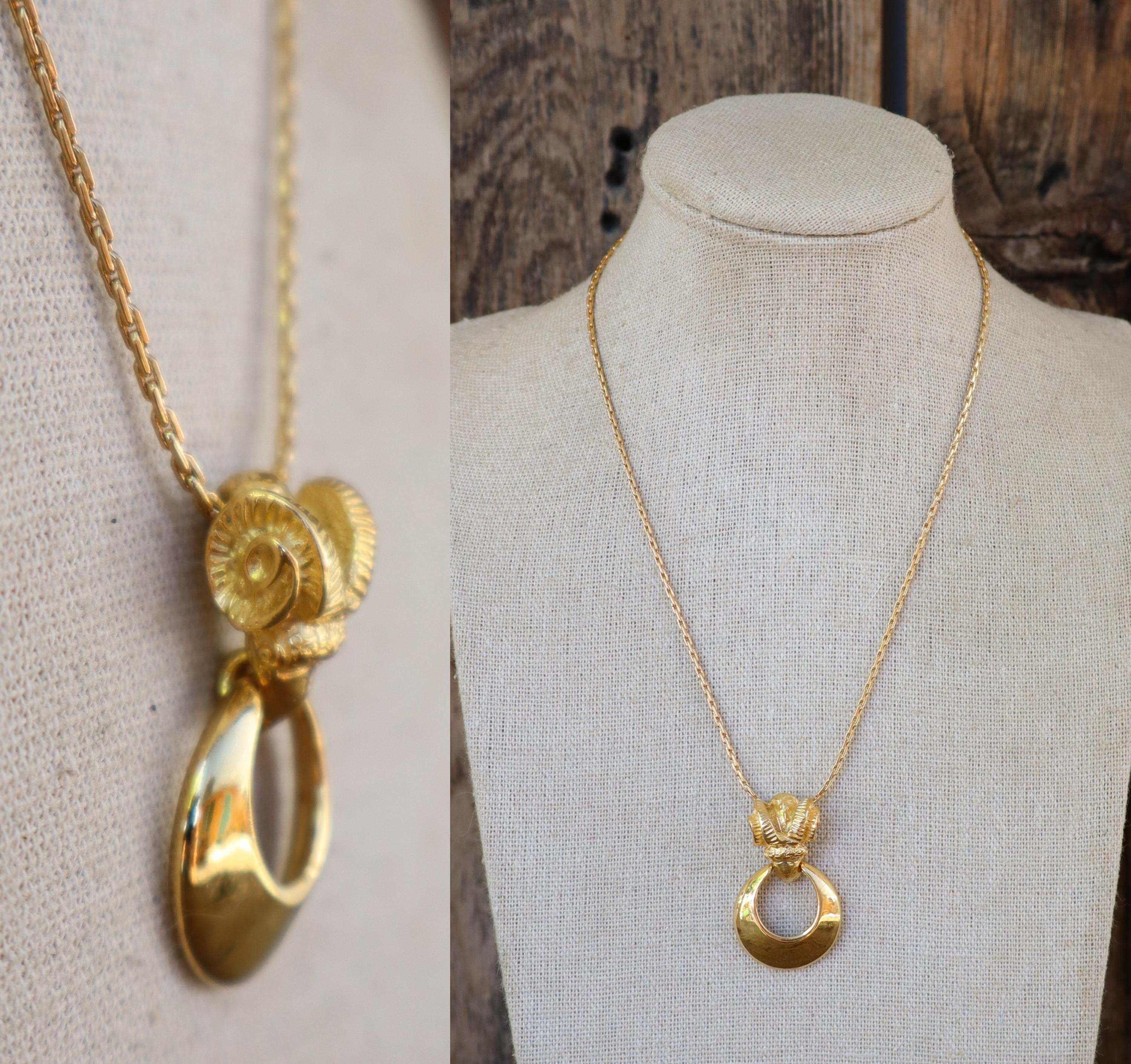 70s 80s Rams Head Doorknocker Necklace | Oval Necklace | Chunky
