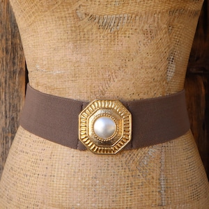 80s Brown Wide Waist Stretch Belt | Pearl Buckle Taupe Elastic Stretch Belt | 32 to 38