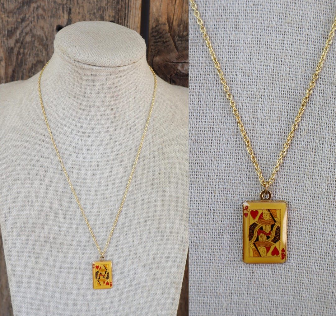 70s Gold Tone Enamel Queen of Hearts Necklace Novelty Gambling