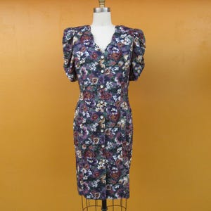 80s 90s Rayon Floral Botanical Dress | Dark Cottagcore Flower Dress | Button Front Puff Sleeve Below the Knee Day Dress | Medium
