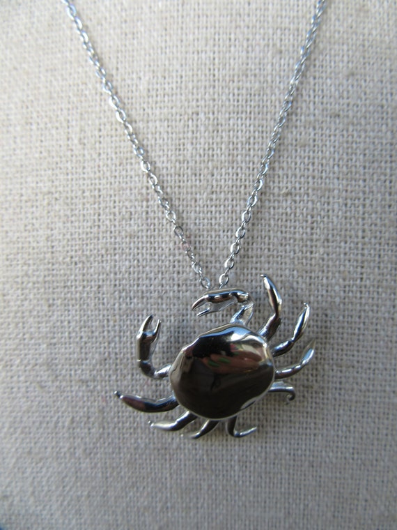 90s Silver Tone Chain Necklace Crab Pendant | Res… - image 3