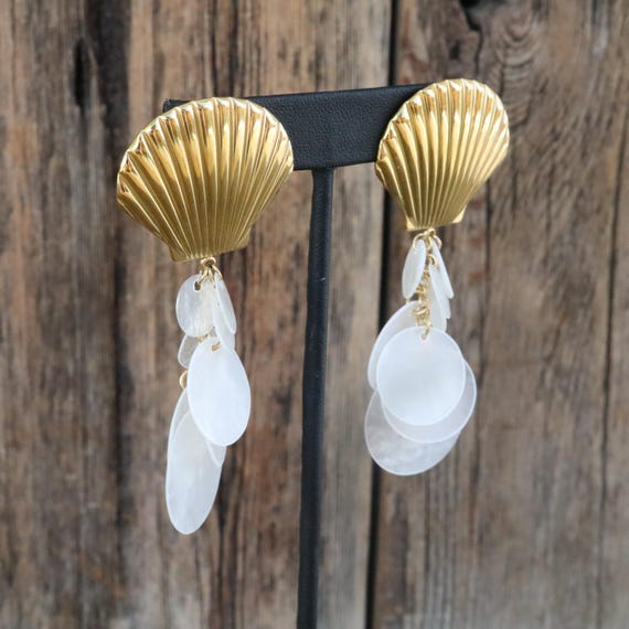 90s Large Shell Dangle Statement Earrings | Nauti… - image 2