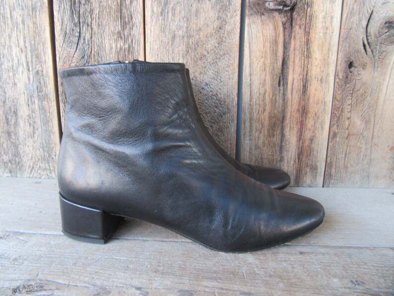 90s Block Heel Chelsea Boots Minimalist Black Leather Square Heel Boots Side Zip Ankle Boots 41 EURO US 10 image 1