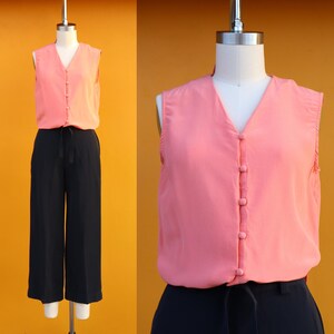 90er Jahre Knopfleiste Koralle Lachsrosa Ärmellose Bluse aus 100% Seide | Weste Tunika Top Shirt | S