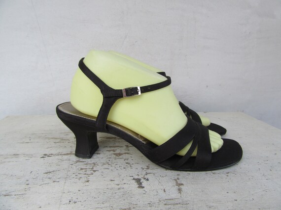1990s Strappy Open Toe Block Heel Sandals, Minimal
