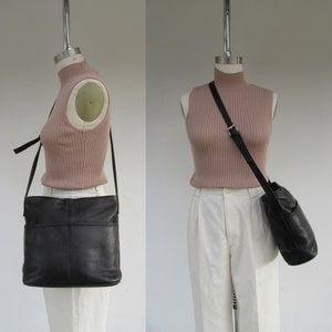 90s Black Grease Leather Crossbody Bag | Le Donne Oiled Leather Large Bucket Bag Purse Handbag Satchel