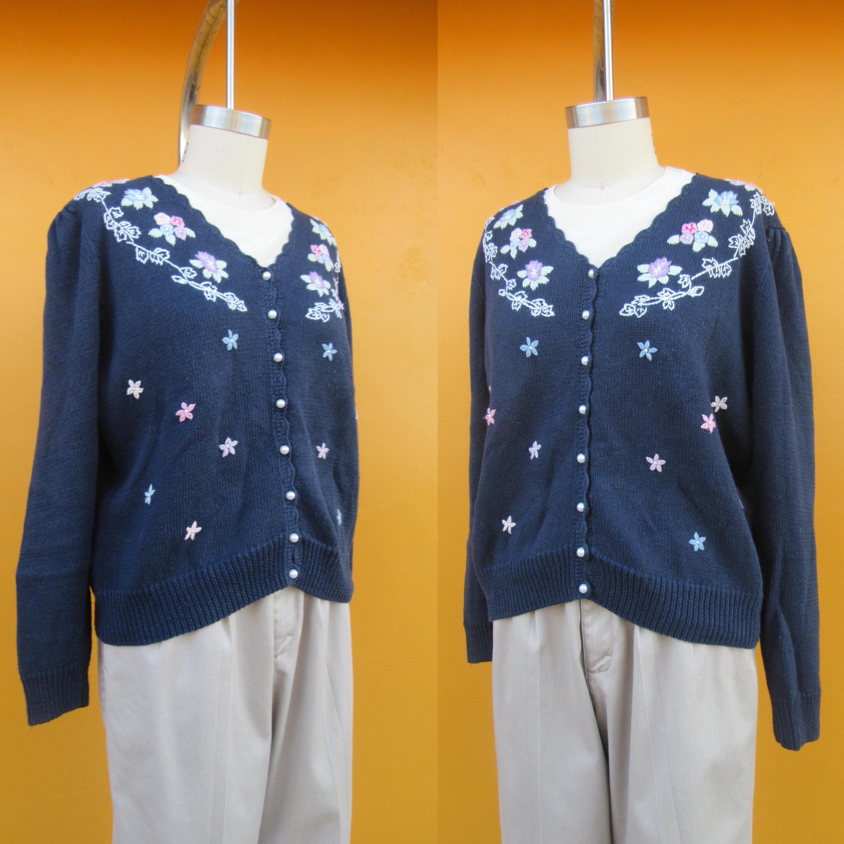 90s Pleated Shoulder Rosebud Crochet Cottagecore Cardigan | 80s