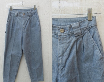 PETITE - Pantalon fuselé plissé en denim taille haute PADDOCKS JETSETTER des années 80 | Jean plissé | Pantalon en jean | Pantalon en denim à taille haute | 24 tour de taille