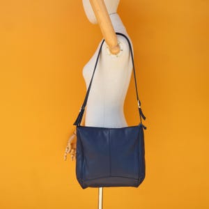 80s 90s Navy Blue Leather Satchel Bag Purse | Slouchy Leather Tote | Navy Plain Leather Hobo Bag