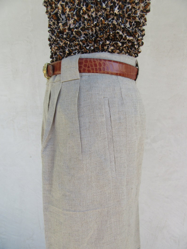 30 Waist Longline Pleated High Wasted Bermuda Shorts 90s Mom Shorts 1990s Oatmeal High Waist Linen High Waist Longline Shorts