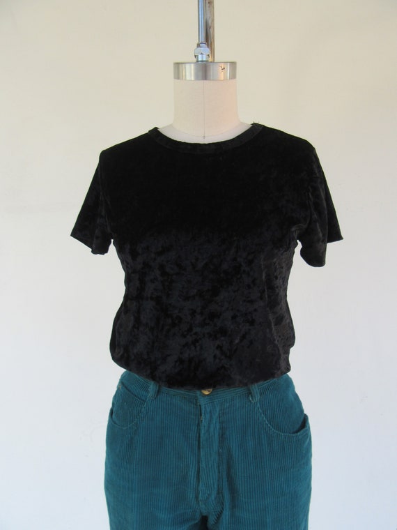 90s Simple Minimalist Black Keyhole Back Velvet T… - image 3