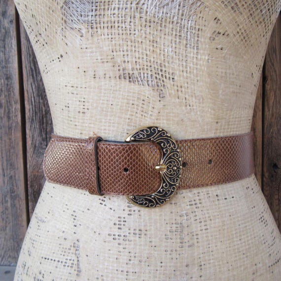 80s 90s Simple Cognac Faux Leather Belt | Vegan Vinyl Faux  display picture 1