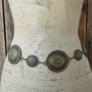 PLUS SIZE 90s Metal Round Concho Belt | Antique Gold 