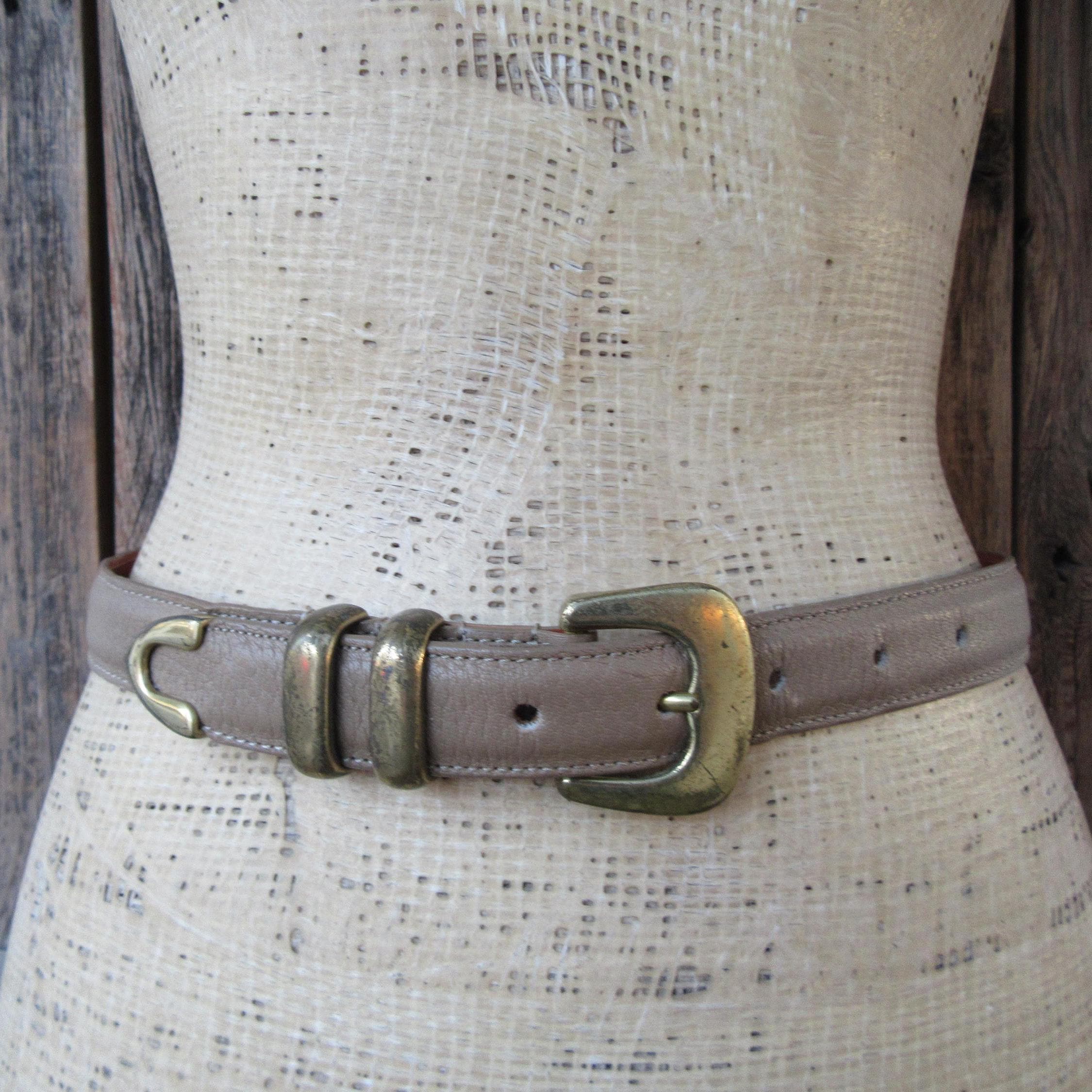80s 90s Dooney and Bourke Taupe Pebbled Leather Ranger  display picture 2