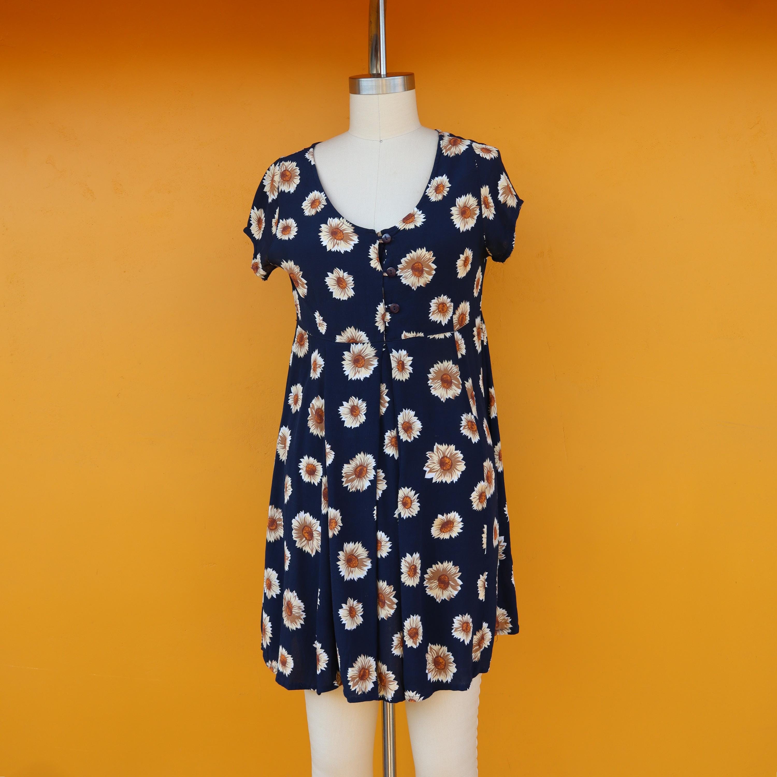 fancy backless dress Black Maxi Color:Yellow/Green/White Style_Halter Dress 1940s A-line Skirt this form