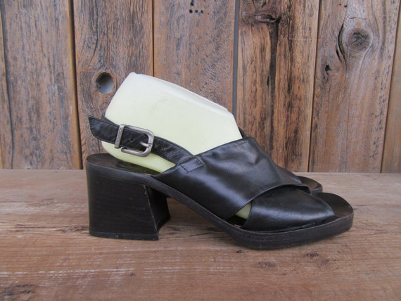 90s Criss Cross Open Toe Black Leather Joan and Da
