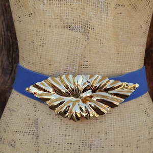 80s Blue New Wave Stretch Belt | Gold Tone Metal Buckle Statement Belt | 36 or smaller | Fully Adjustable