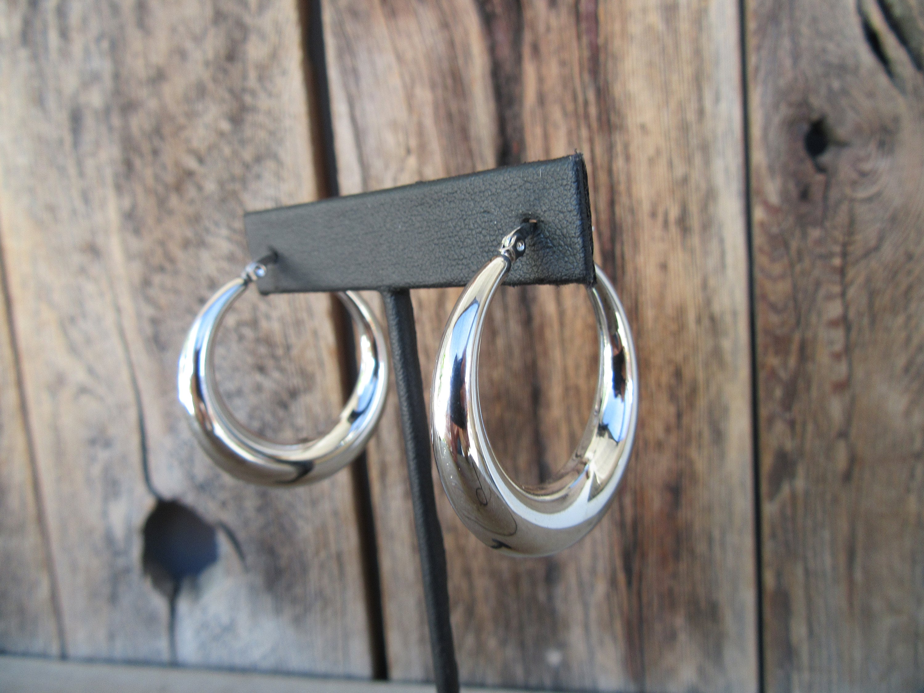 90’s White Hoop Earrings