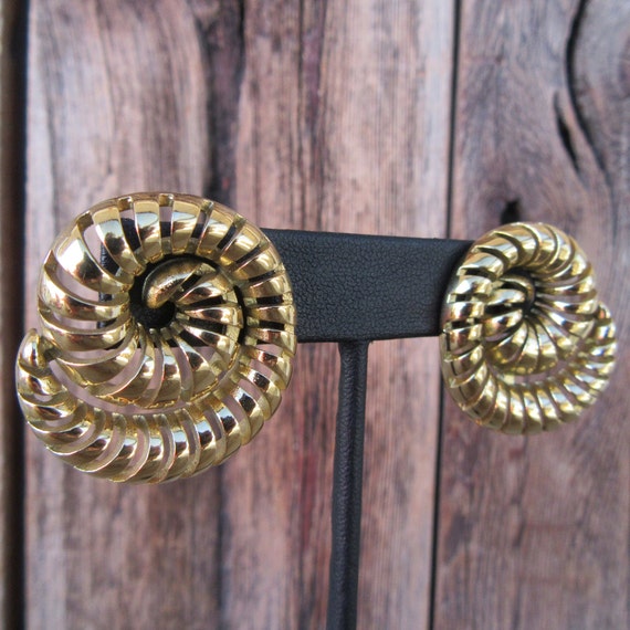 90s Gold Tone Earrings | Modernist Chunky Art Dec… - image 1