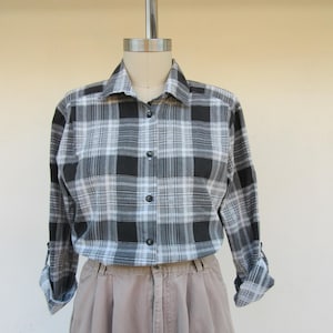 80s 90s  Cotton Cottagecore Plaid Button Front Blouse | Boxy Fit Button Down Checkered Top Shirt | Small