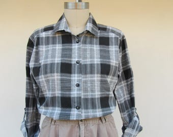 80s 90s  Cotton Cottagecore Plaid Button Front Blouse | Boxy Fit Button Down Checkered Top Shirt | Small