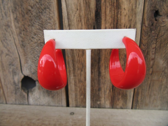 80s Fat Hoop Earrings | Chunky Shiny Lipstick Red… - image 3