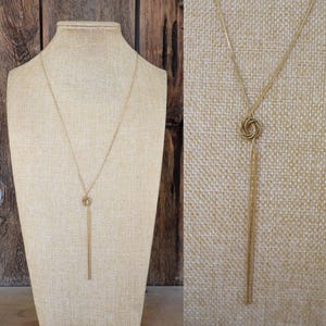 70s 80s Gold Tone Swirl Knot Chain Necklace | Fixed Bolo Necklace | Tie Necklace | 25&quot; Knot Motif Statement Lariat Necklace