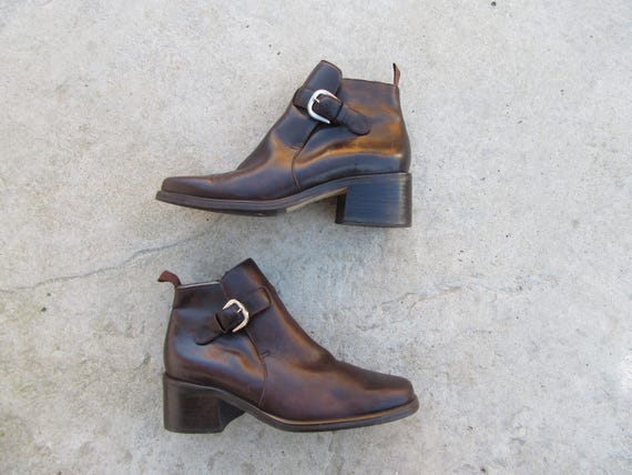 90s Brown Leather Chunky Block Heel Ankle Boots | Grunge  display picture 1