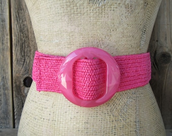 80er Jahre Raffia Look Gürtel | Freizeitbad | Hot Pink gewebter breiter Gürtel | Stretch-Gürtel | Breiter Taillengürtel 30 bis 36