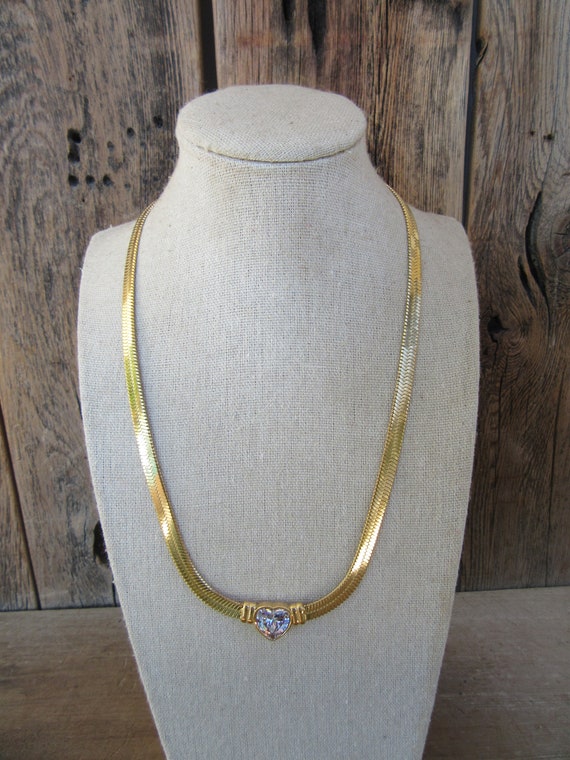 90s Gold Tone Chunky Chain with Heart Necklace | … - image 2