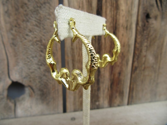 90s Earrings | Gold Tone Engraved Hoop Earrings |… - image 2