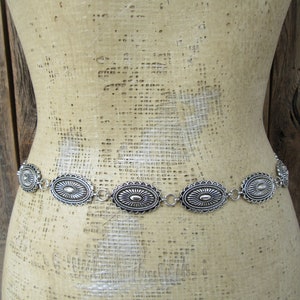 80s 90s Metal Concho Belt | Faux Silver Southwest Cowgirl Cowboy | Silver Tone Chain Belt | Metal Waist Belt | Fits 23 to 41 | Plus Size
