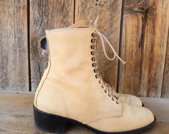 Bottines épaisses à lacets en cuir nubuck des années 90 | Bottes en cuir marron grand-mère | Taille 8