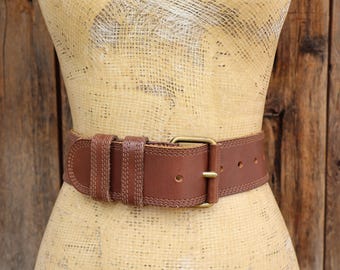 Hobo International Wide Brown Leather Perforated Floral  display picture 1