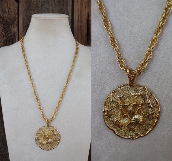 70s  VOTE  ネックレス 70s Libra Large Zodiac Medallion Pendant Necklace | the Scales