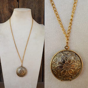 70s 80s Gold Tone Chunky Large Round Ornate Locket Necklace | Locket Pendant On 23&quot; Chain