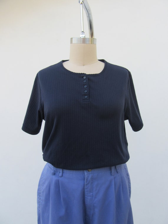 Plus Size 90s Navy Blue All Cotton Short Sleeve H… - image 2