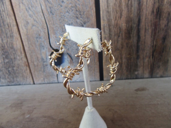 90s Earrings | Large Gold Tone Barbed Wire Heart … - image 3