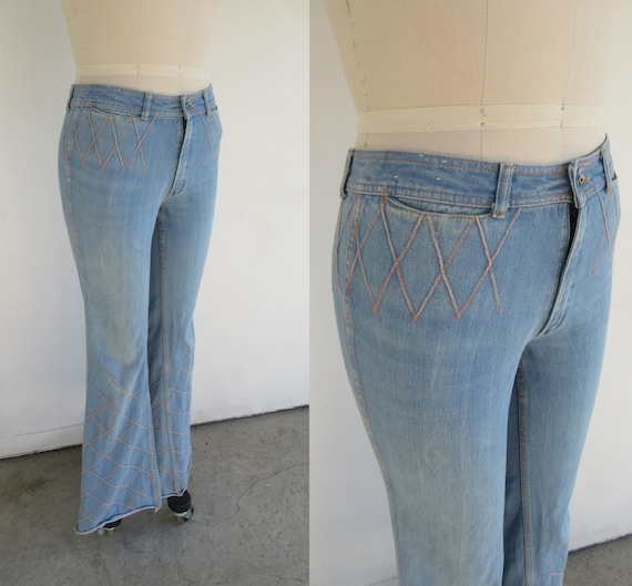 70s Unisex Light Wash Embroidered Bell Bottom Jea… - image 5