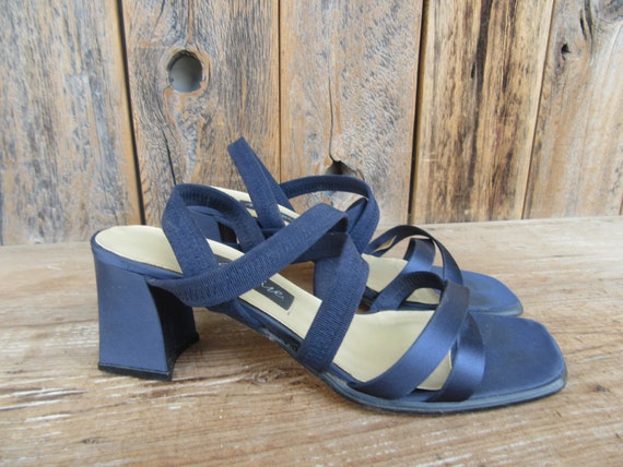 1990s Strappy Open Toe Block Heel Sandals, Minimal
