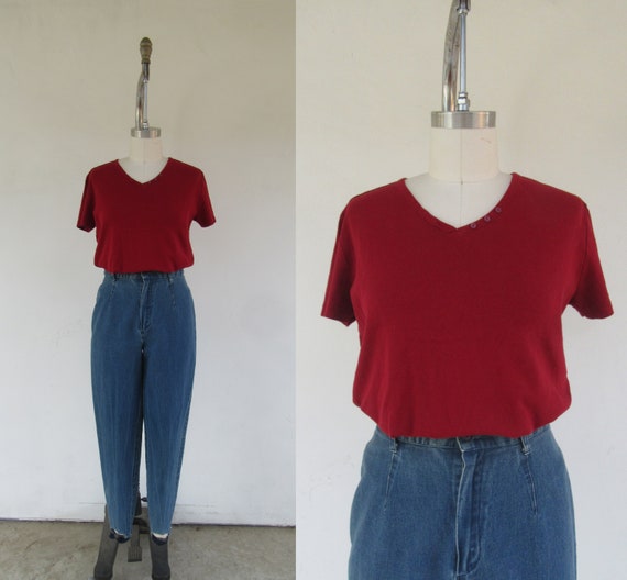 90s Dark Red All Cotton V Neck Tee Shirt | Minima… - image 1