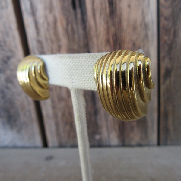 90s Gold Tone Earrings | Textured Dome Geo Geometric Earrings | Modernist Swirl Chunky Business Casual Earrings | Minimal Simple Earrings