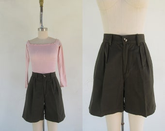 PETITE 90s Kelp Cotton High Waist Pleated Shorts | Minimalist High Rise Mom Shorts | Business Casual Preppy Prep | 24 Waist
