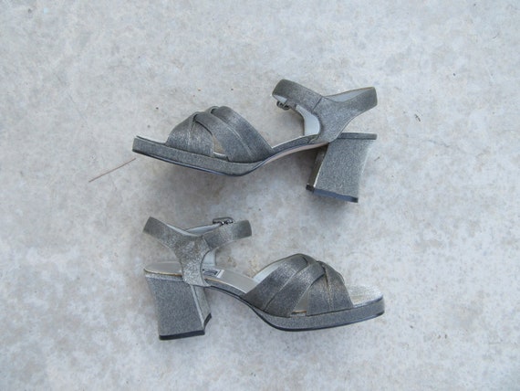 1990s Strappy OpenToe Block Heel Sandals, Minimali