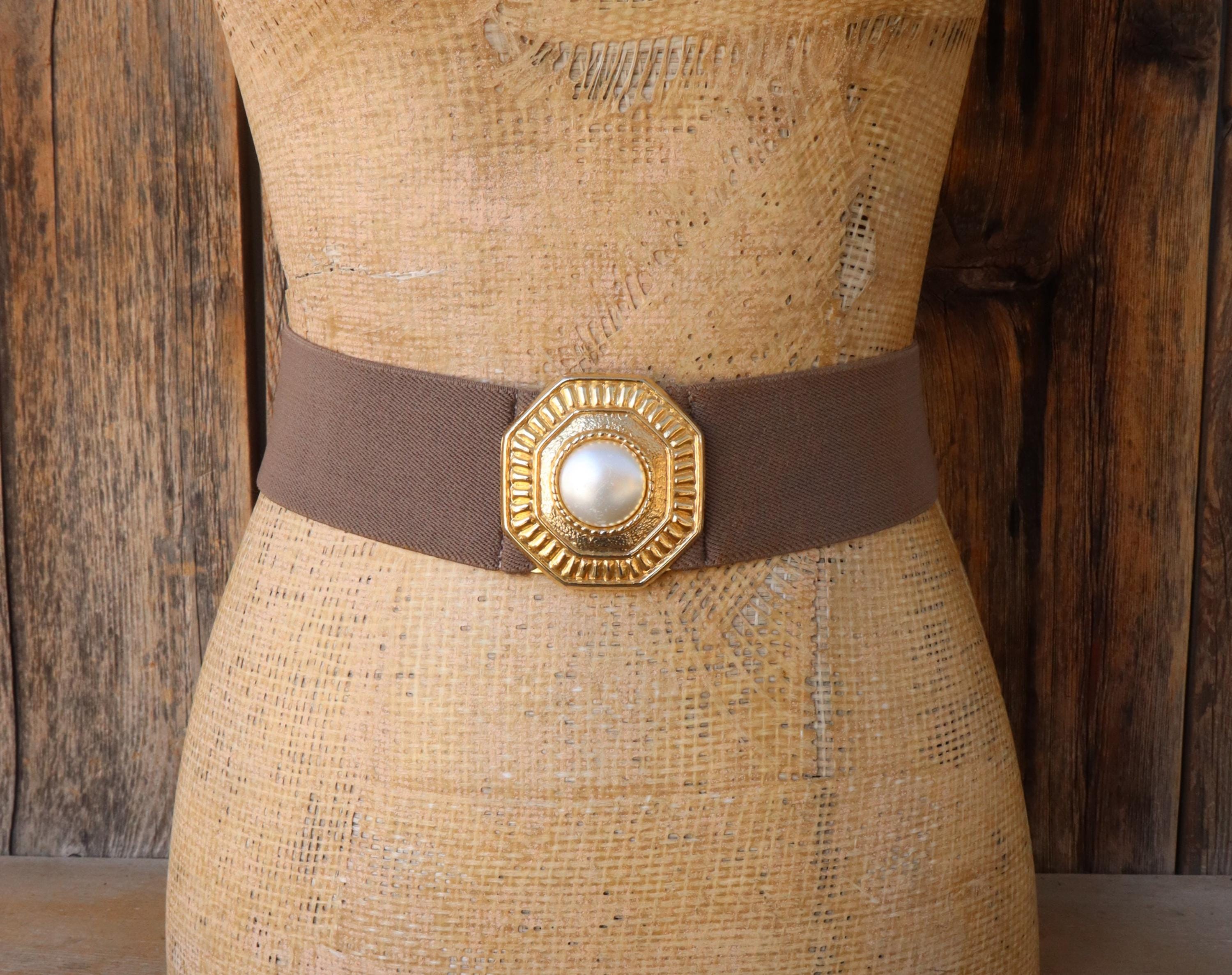 80s Brown Wide Waist Stretch Belt | Pearl Buckle Taupe  display picture 3