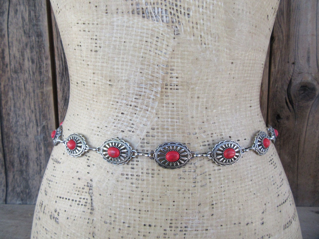 90s Silver Chain and Faux Coral Concho Belt Western Southwestern Waist